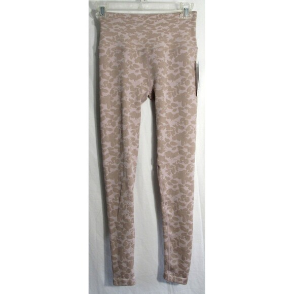 Spiritual Gangster Pink Jacquard Floral Love Sculpt Ribbed Leggings XS/S NWT - Picture 1 of 6